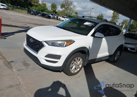 2019 Hyundai Tucson Value z USA, uszkodzony, nr VIN KM8J33A49KU874451